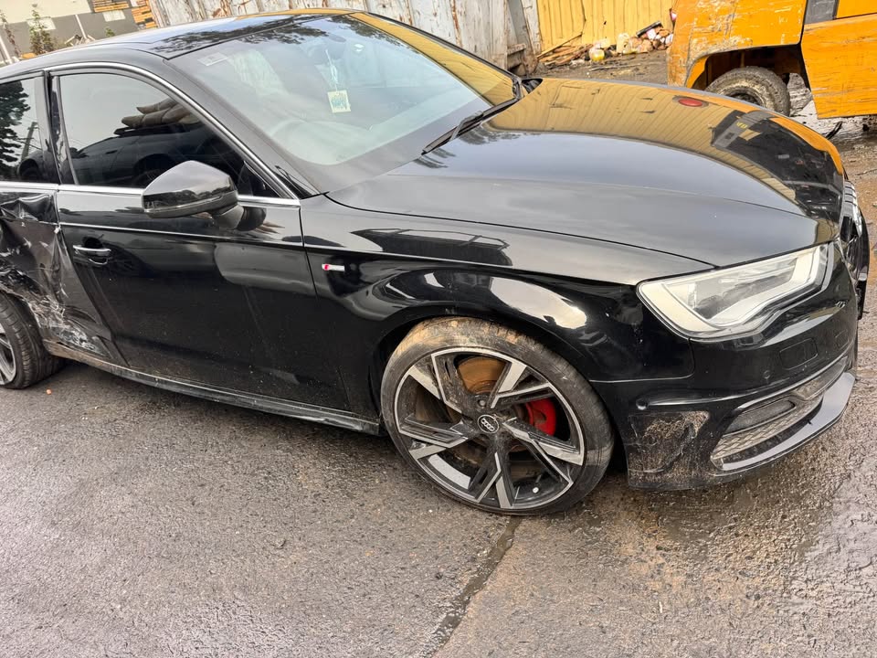 From Unwanted Vehicles to Recovered Materials From Unwanted Vehicles to Recovered Materials